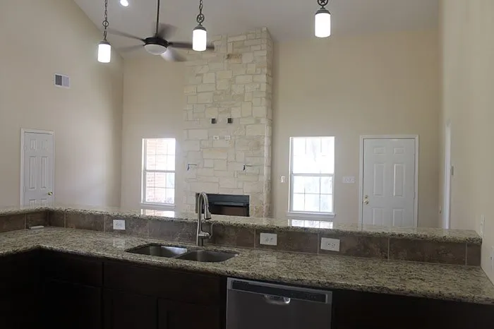 Slide of Aguilar Builders