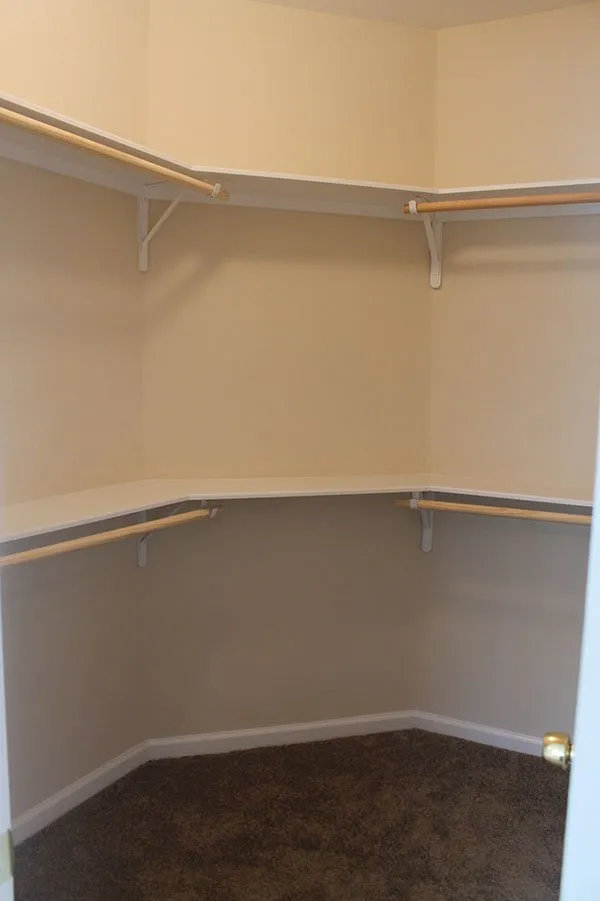 Slide of Aguilar Builders