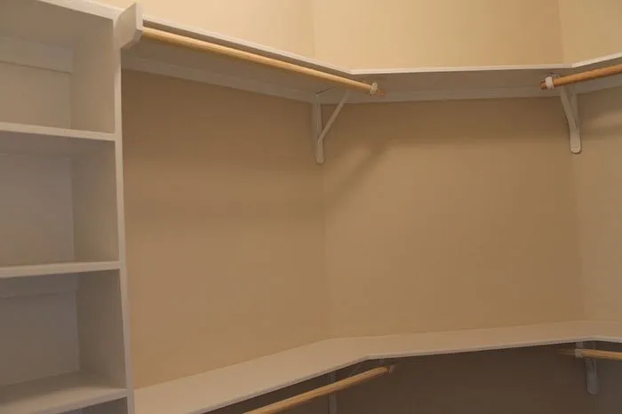 Slide of Aguilar Builders