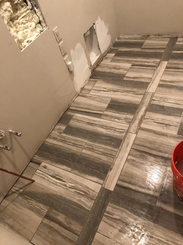 Slide of Aguilera Construction