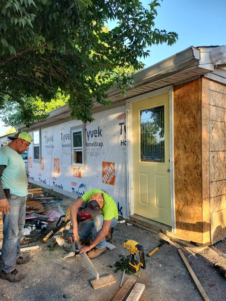 Slide of Aguivel Construction