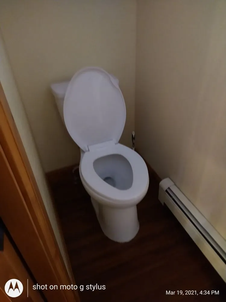 Slide of A&H Mechanical Maintenance