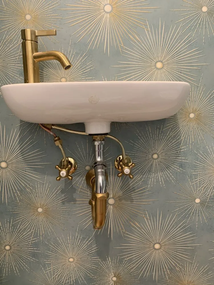 Slide of A&I Mechanical