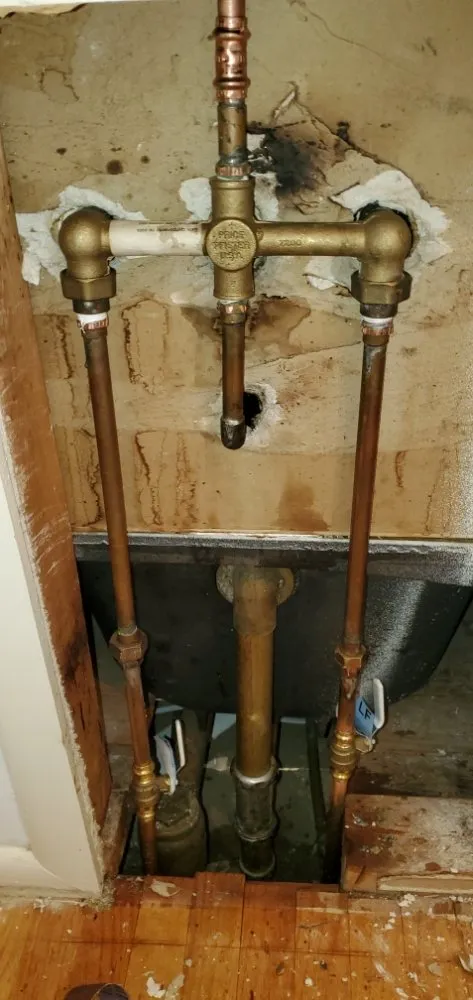 Slide of AK Handyman