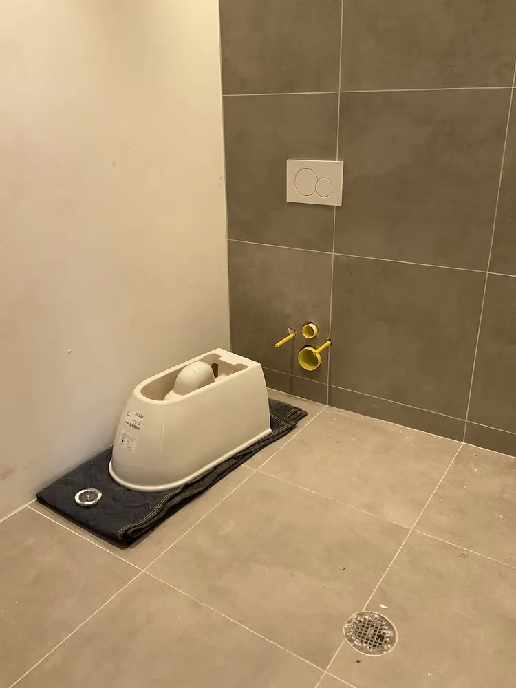 Slide of AKO Plumbing