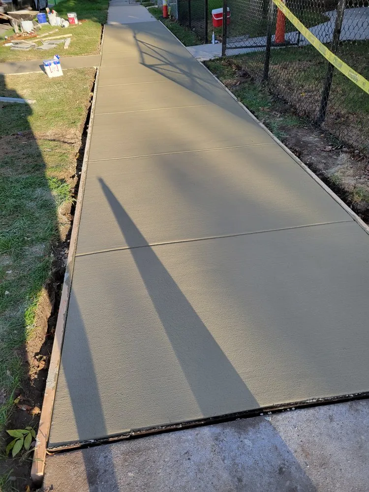 Slide of Alaniz construction