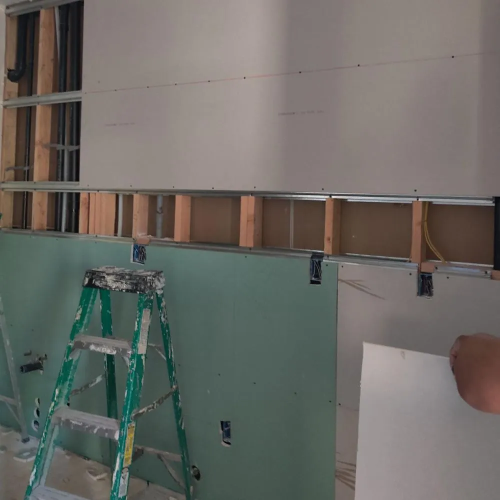 Slide of ALC Construcción