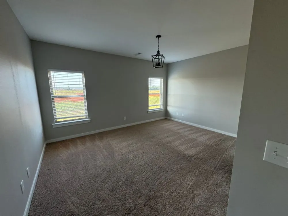 Slide of Aldana Tiles Construccion