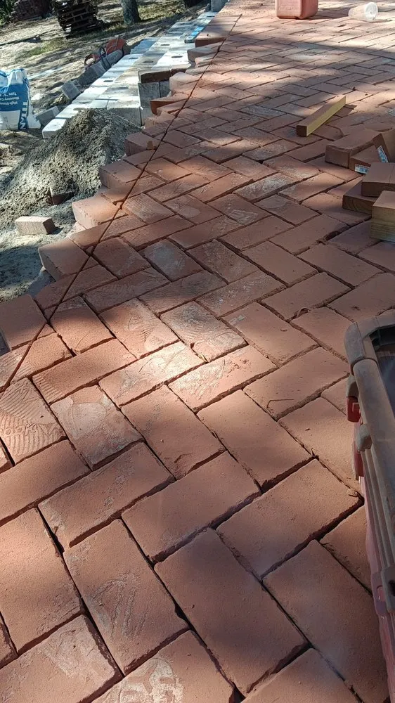 Slide of Ale Multiservice