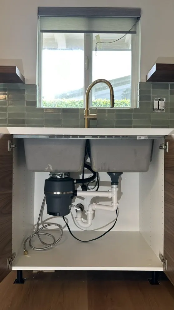 Slide of Aleksandr Lloyd