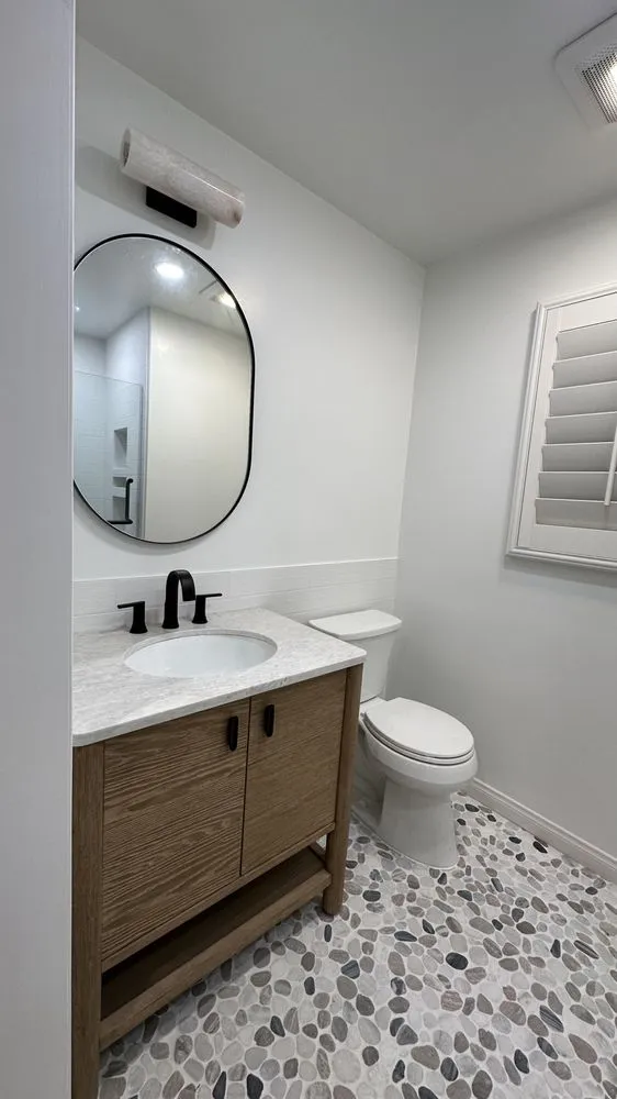 Slide of Aleksandr Lloyd