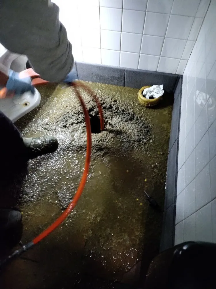 Slide of Aleman Plumbing