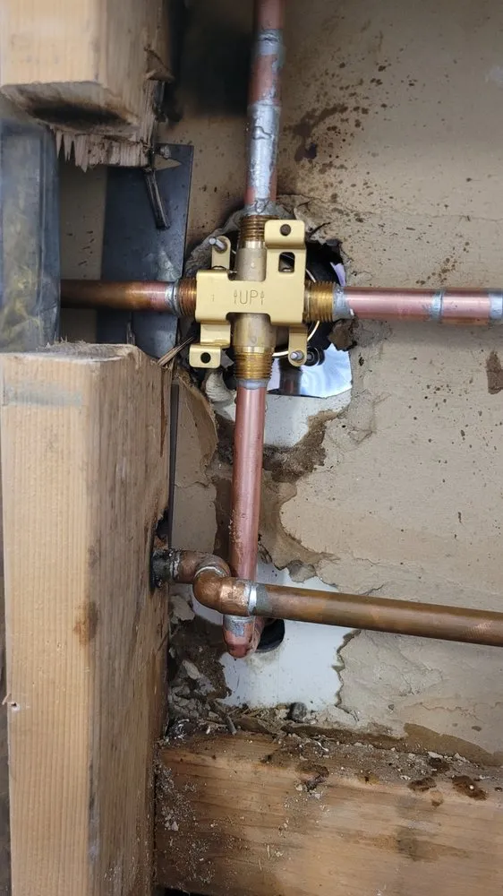 Slide of Alex & Bros Plumbing