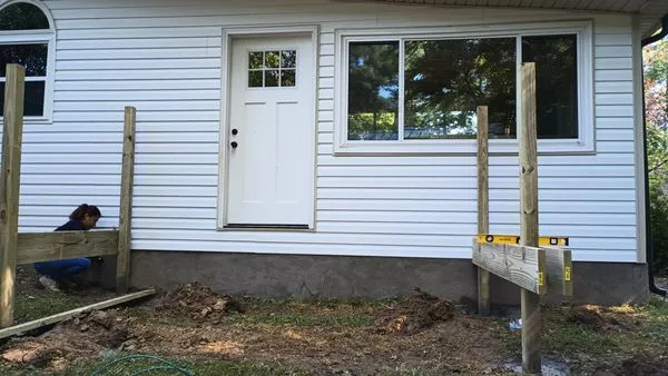 Alex Remodeling & Painting Logo