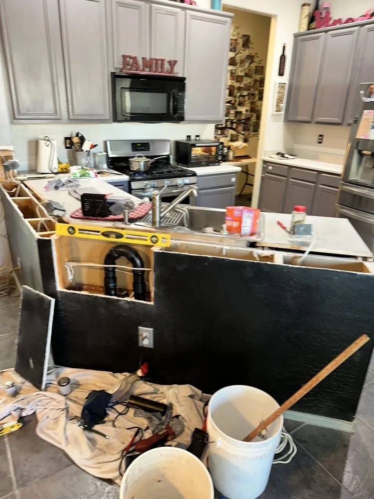 Quality plumbing repair experts serving Fountain Hills, AZ - Alexis Plumber and Remodeling Service