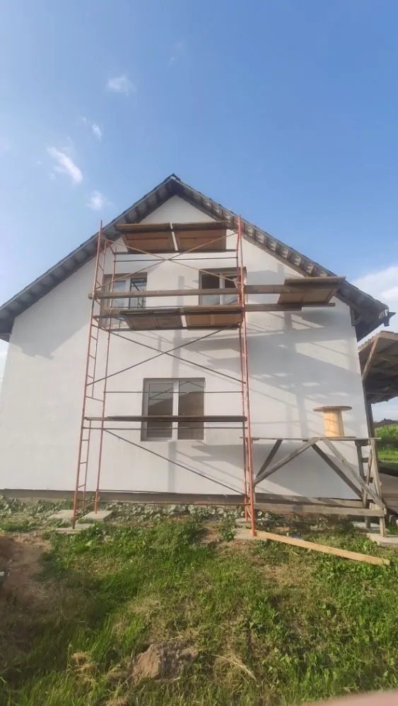 Slide of Aliaksey Hrinevich Handyman