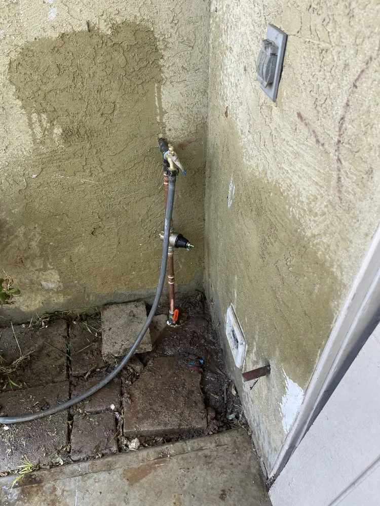 Slide of All Around Plumbing and Re-Pipe