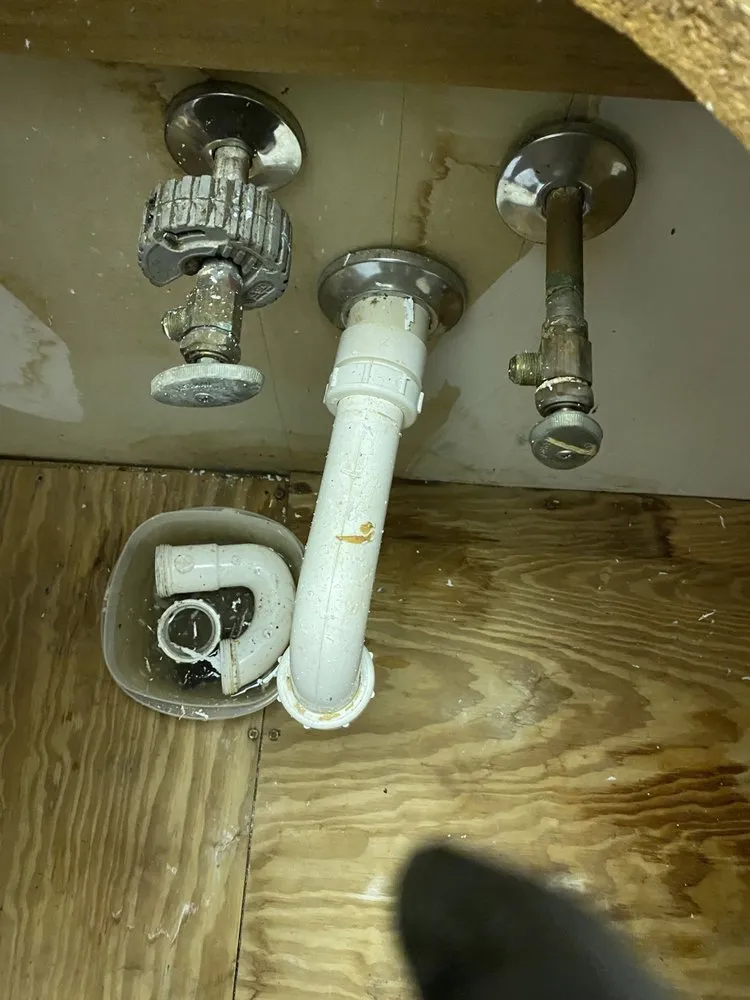 Expert water heater service experts serving Arlington, TX - All N 1 Plumbing Services