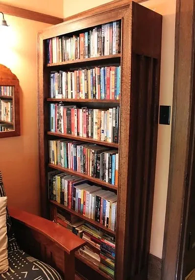 Slide of Ally Handyman