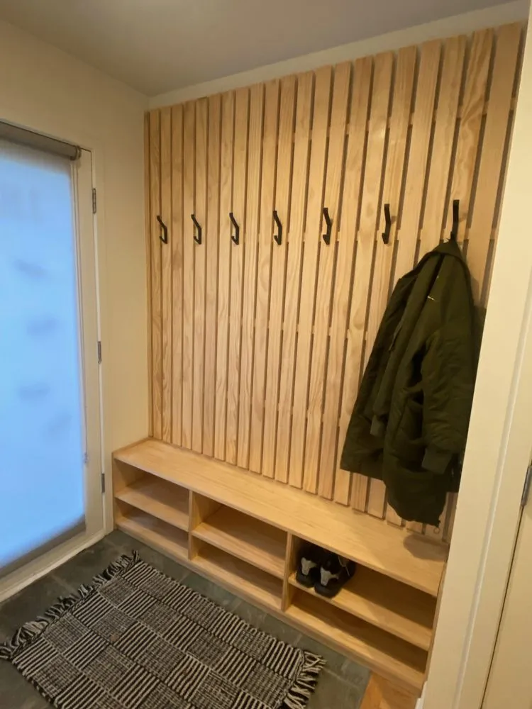 Slide of Ally Handyman