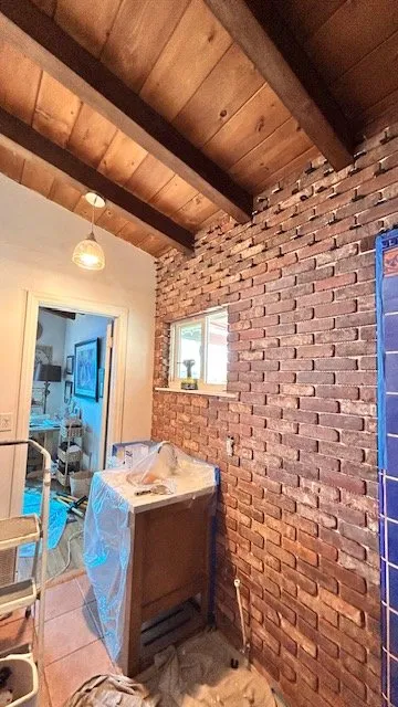 Slide of Alpha Handyman