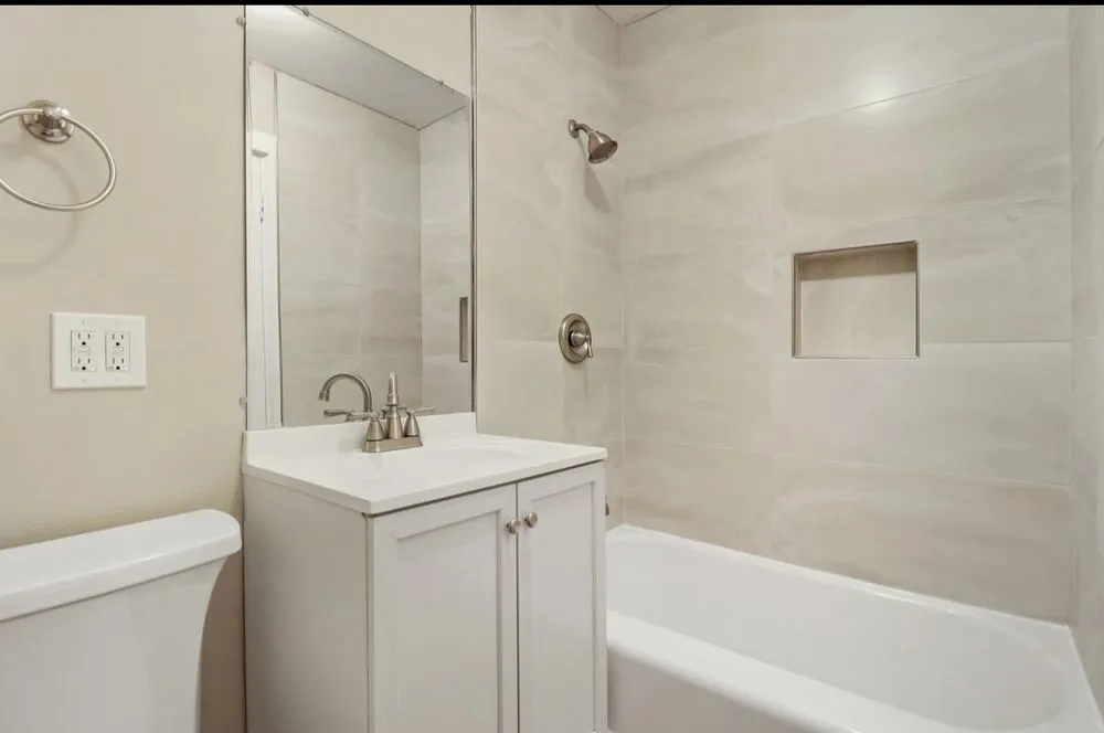 Slide of Alpha HandyWorks