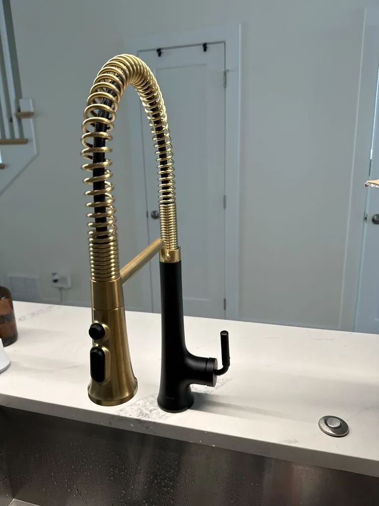 Slide of Alpha HandyWorks