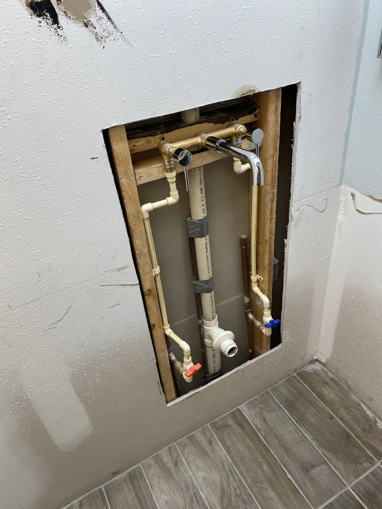 Professional drain cleaning experts serving Tampa Bay, FL - Alpha Plumbers