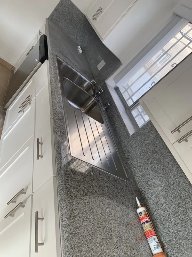 Top-rated water heater service in El Monte, CA by Alphaa Rooter and Plumbing