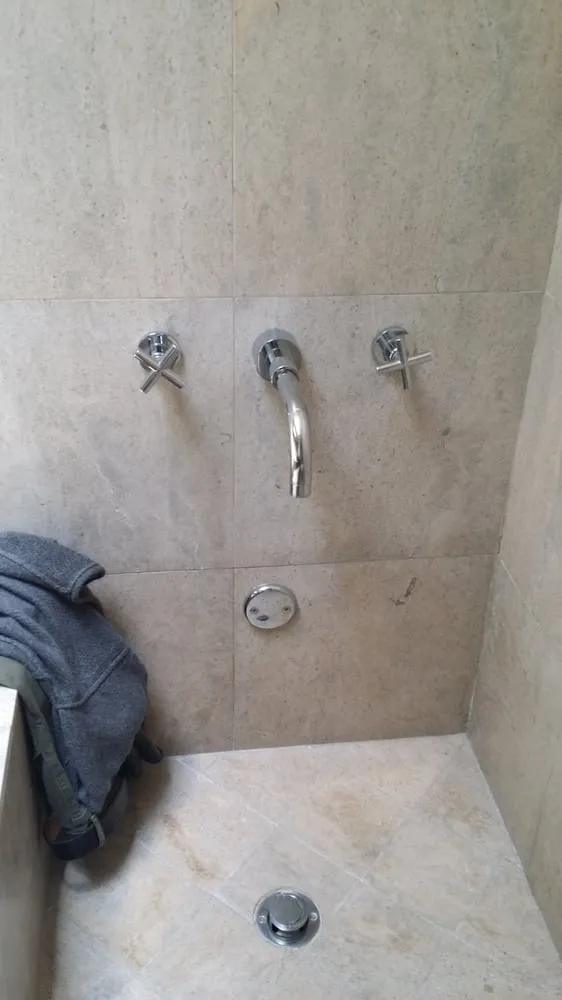Emergency leak detection service in Los Angeles, CA - Al's Handyman Service