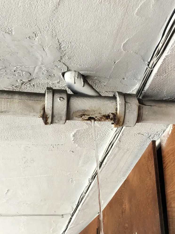 Slide of Al's Plumbing Service