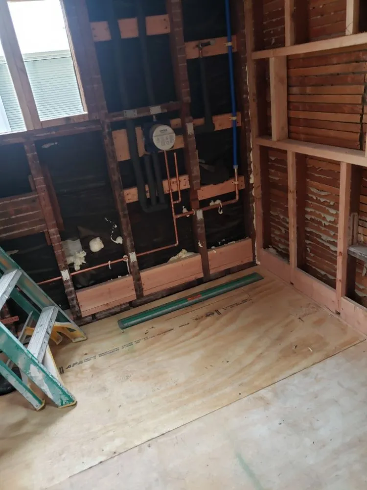 Slide of Alvarez Plumbing