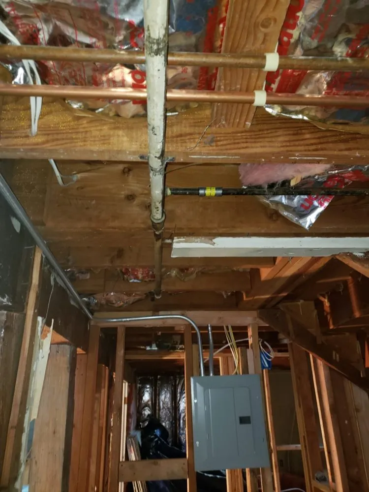 Slide of Alvarez Plumbing