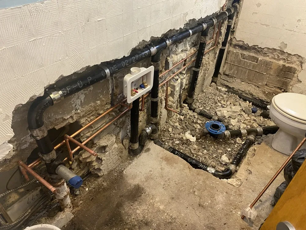 Slide of Alvarez Plumbing