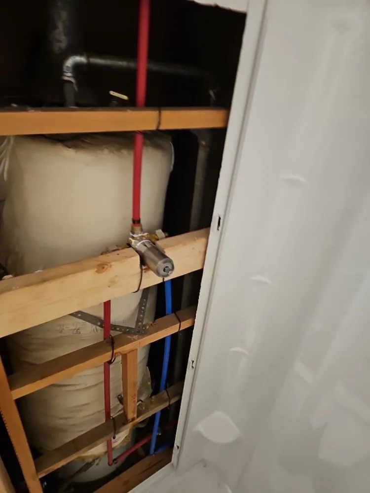 Slide of Alvaro Construction