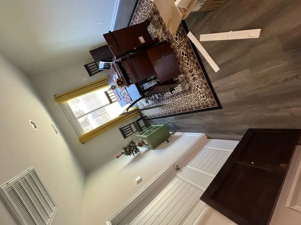 Slide of AM Handyman