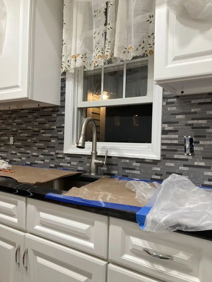 Slide of A&M Home Improvement