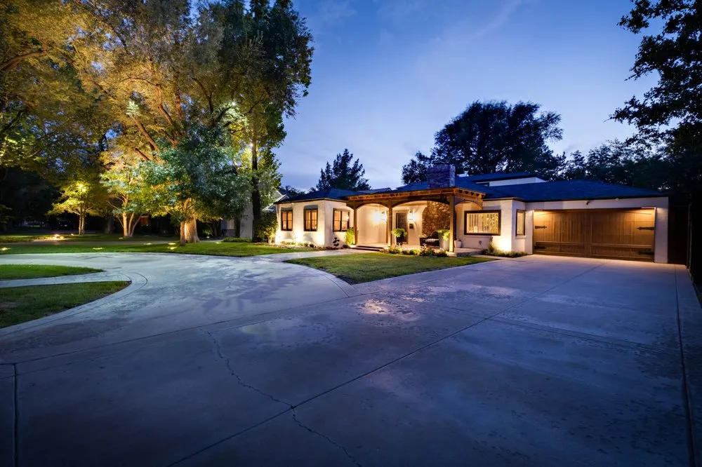 Slide of Amarillo Land Services