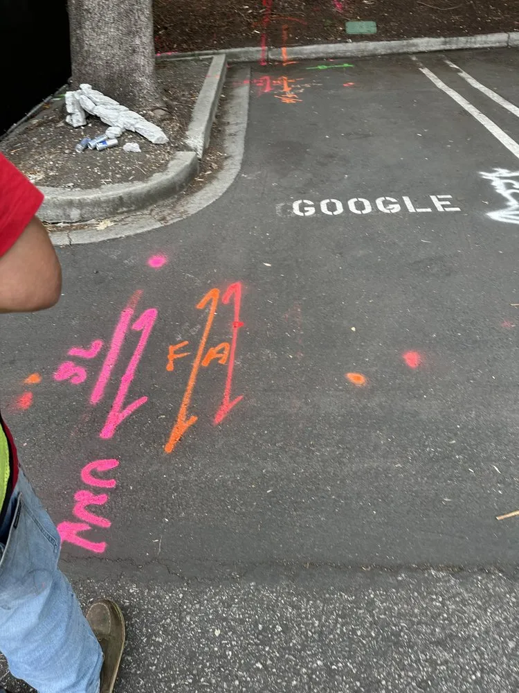 Slide of Amaya's Locating Service