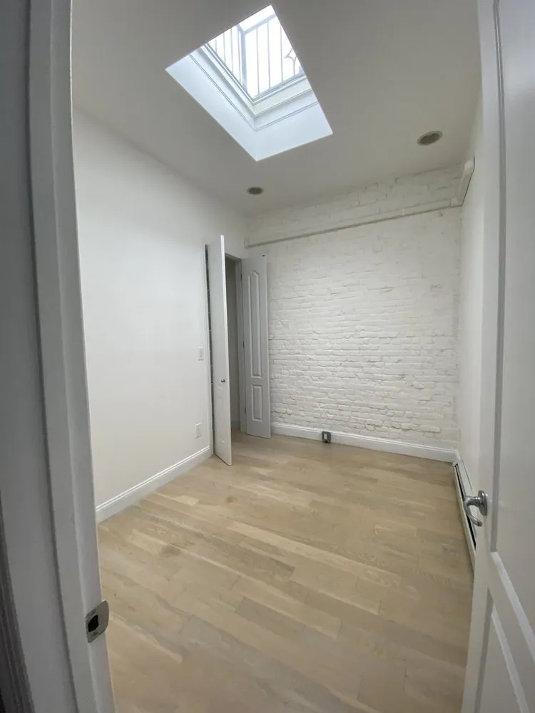 Slide of Ambby's Construction