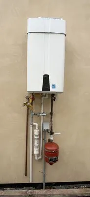 AMC Plumbing service Logo