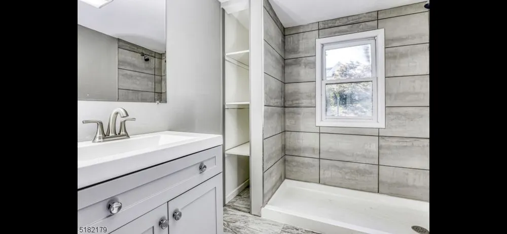 Slide of American Air Circulation