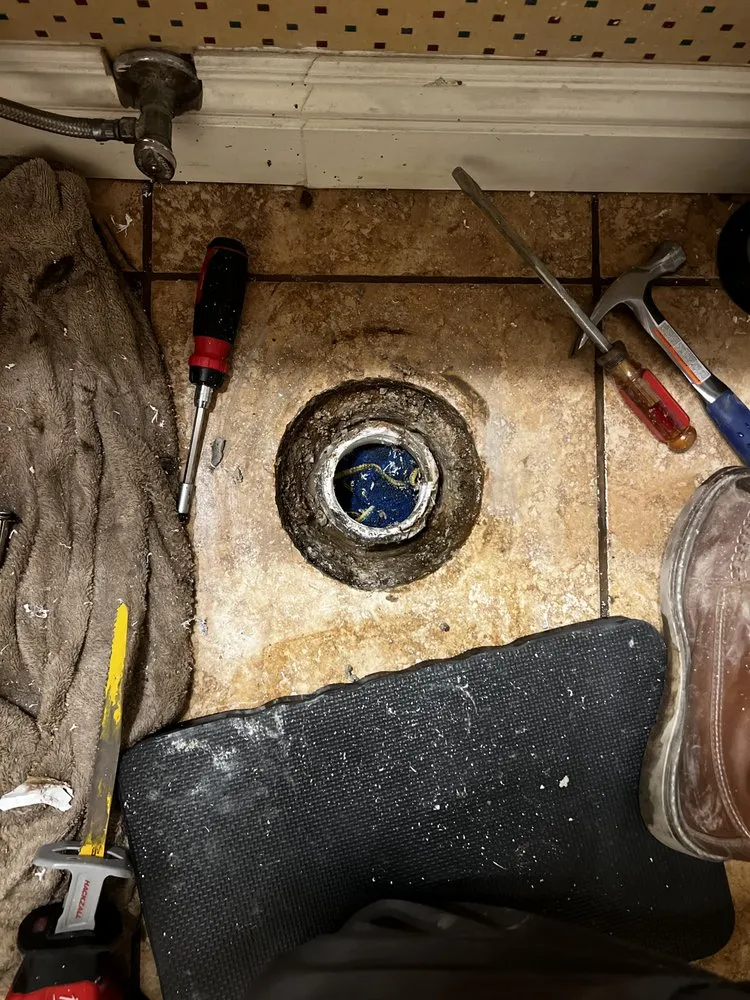 Slide of American Rooters 4 Less