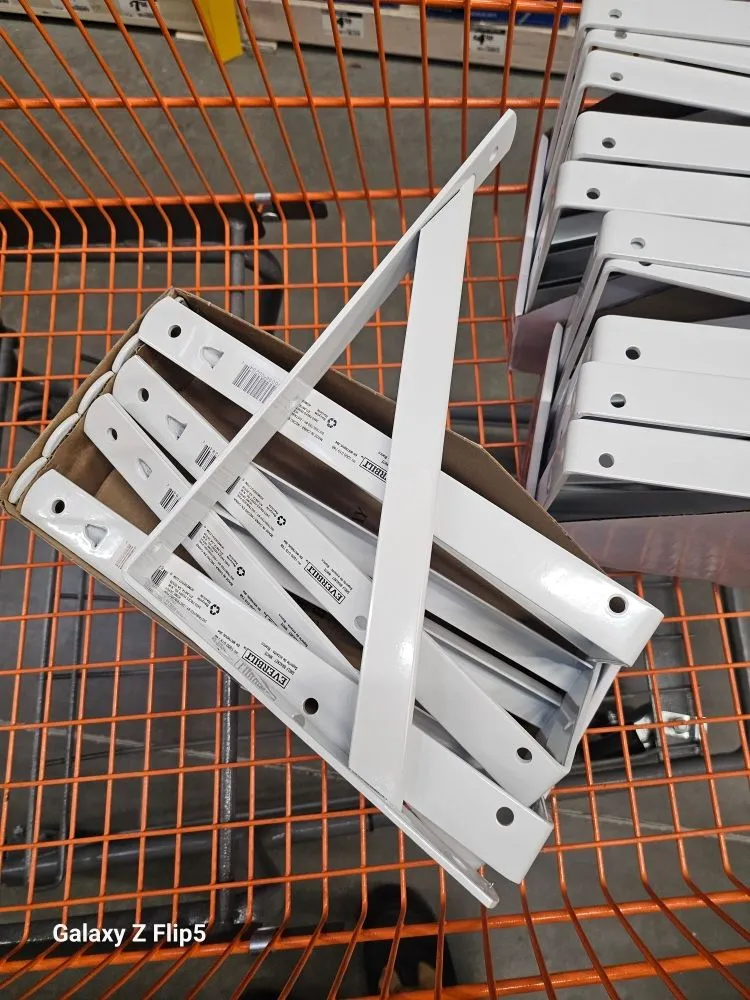 Slide of Americo Handyman