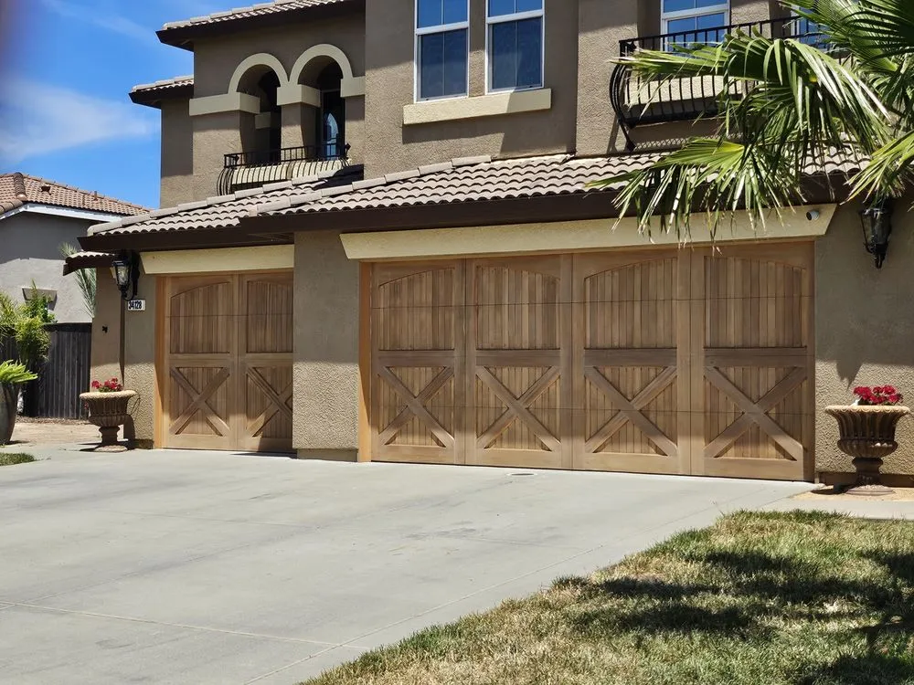 Slide of Americo Handyman