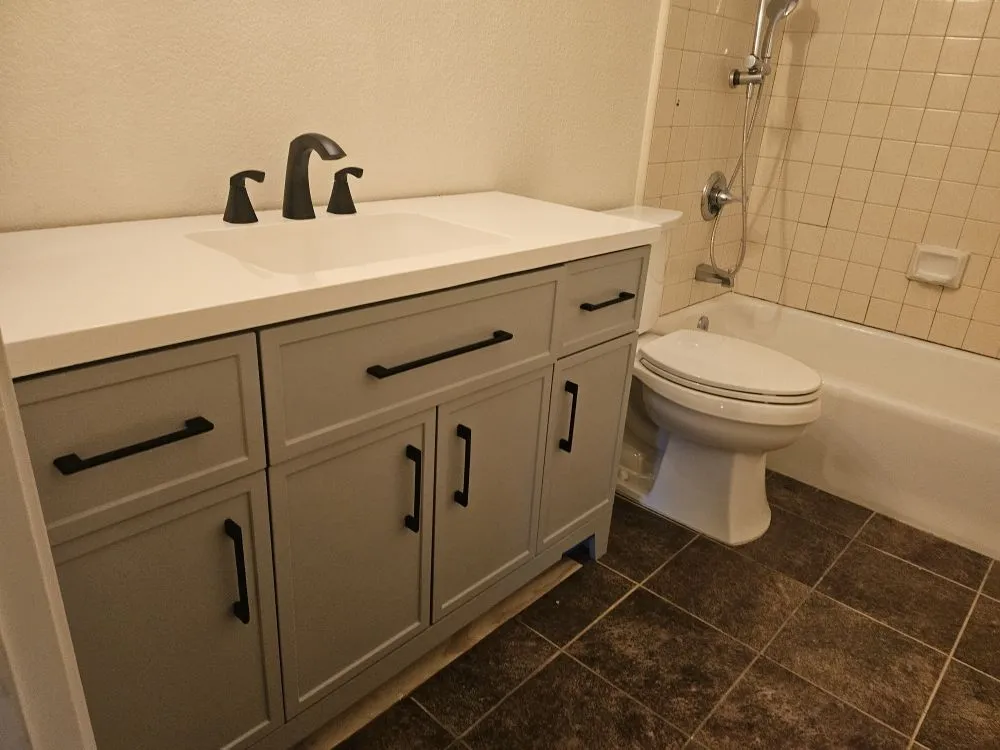 Slide of Americo Handyman