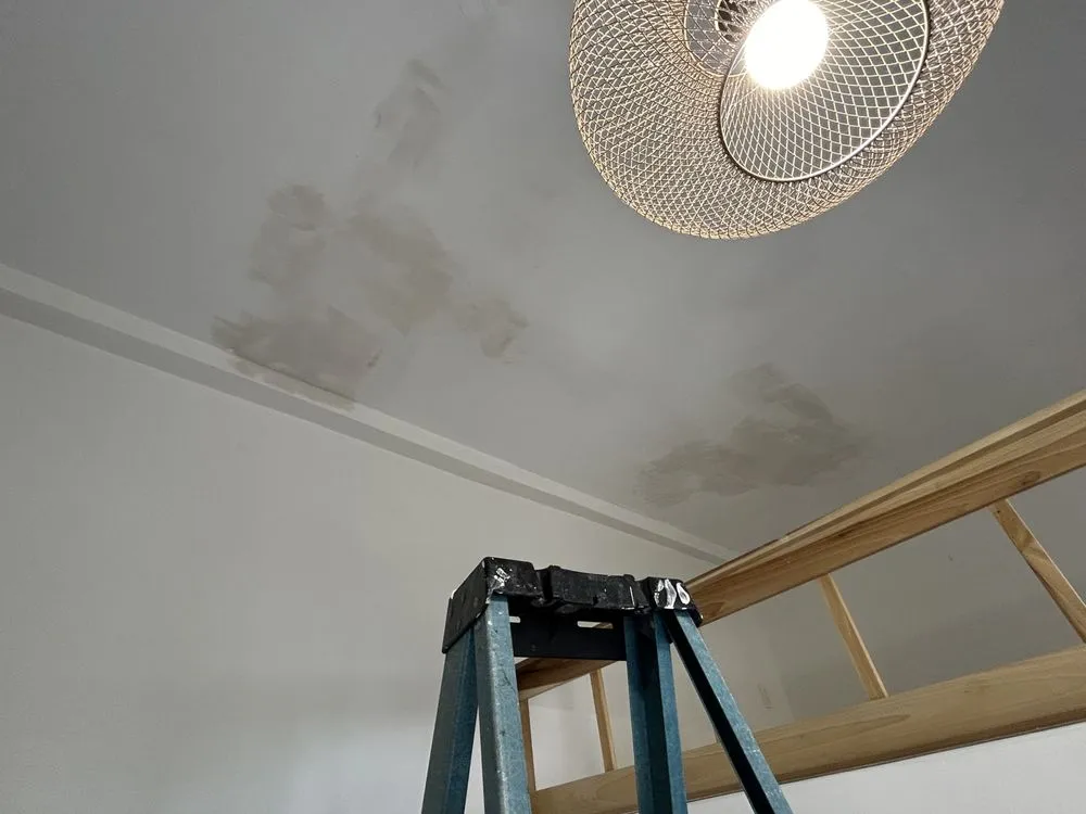 Slide of Amet Services