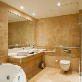 Top-rated emergency plumbing experts serving Houston, TX - AMG Home Renovation