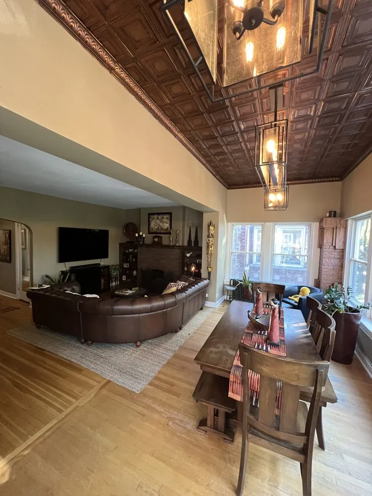 Slide of AMG Proline