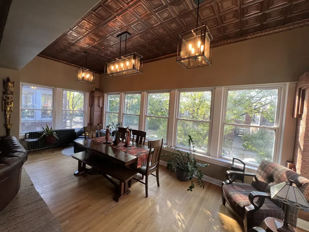 Slide of AMG Proline